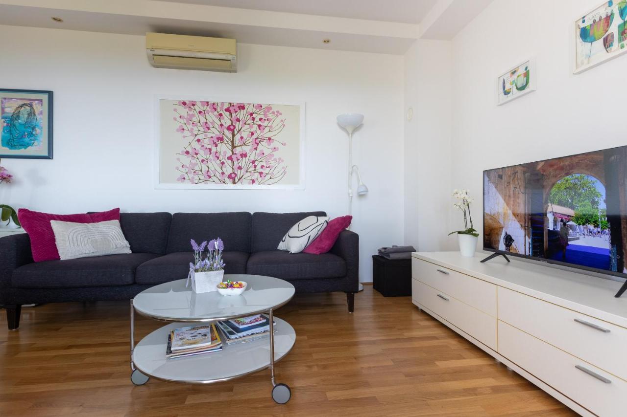 Sunspot Apartment - Beautiful View With Big Garden, Free Parking, Central دوبروفينك المظهر الخارجي الصورة